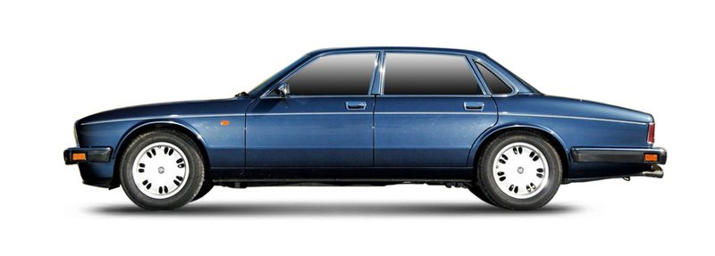 Логотип марки DAIMLER