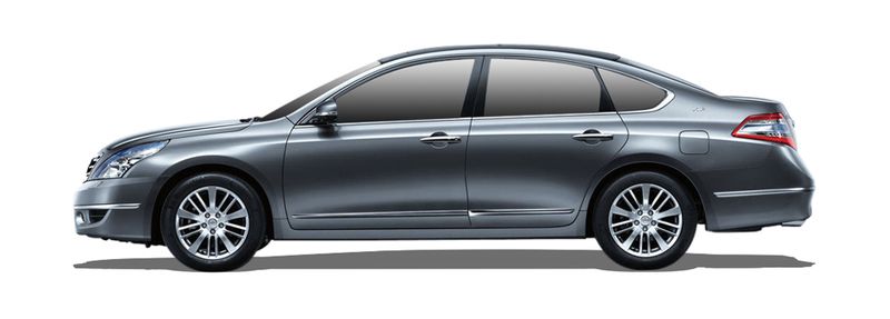 Логотип марки NISSAN (DFAC)