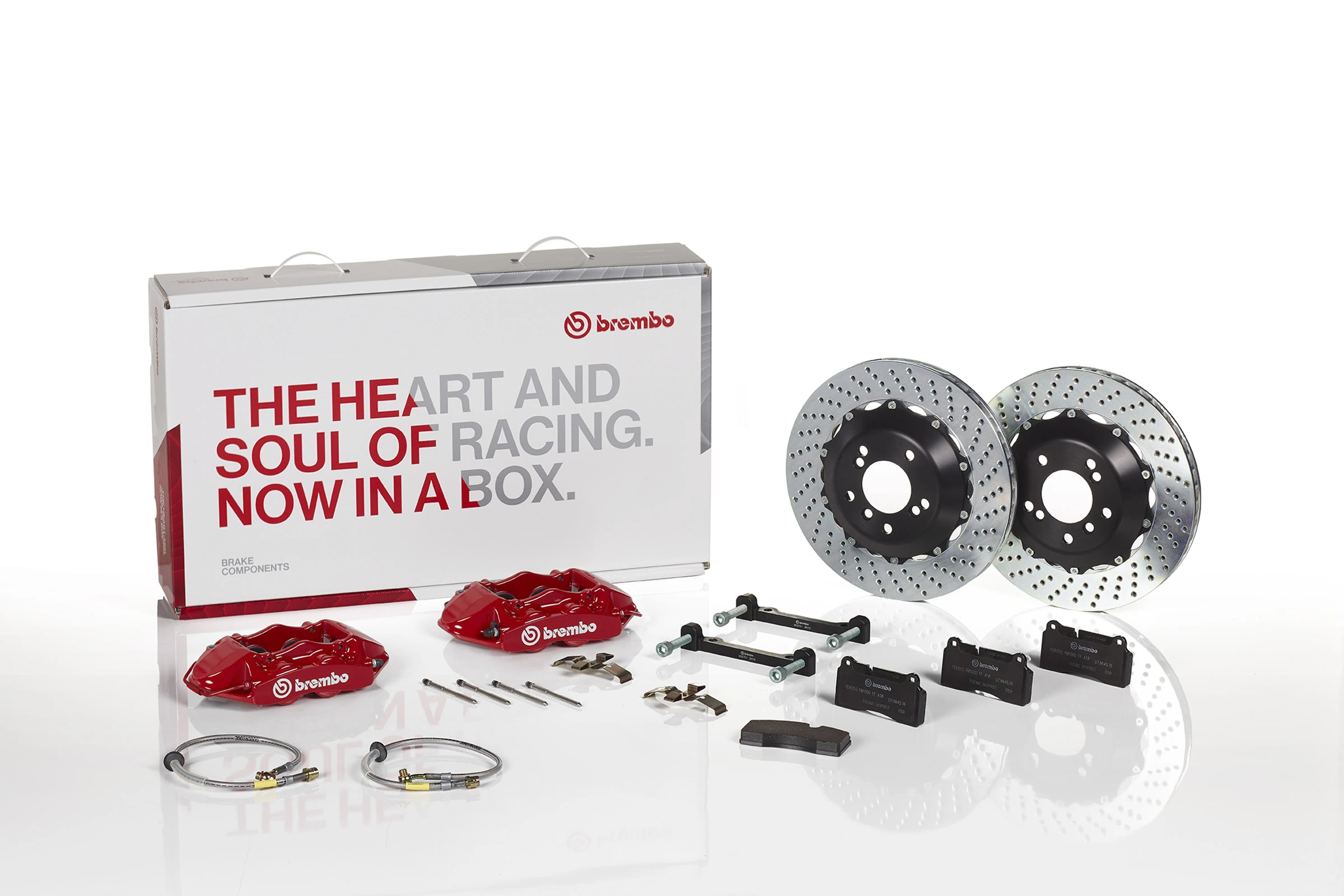 Комплект экономичных тормозов UPGRADE, GT | M4 | D BREMBO 2P1.8045A_